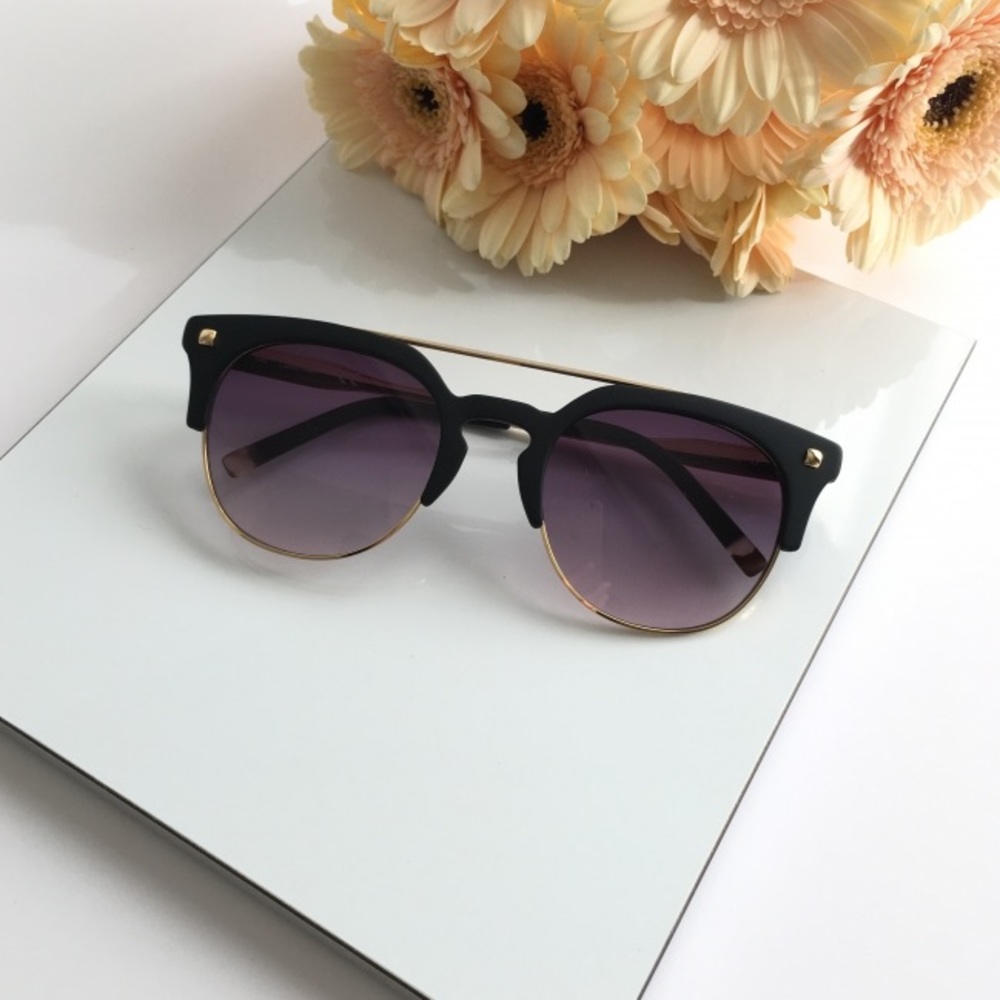 🕶Calvin Klein Sunglasses🕶
